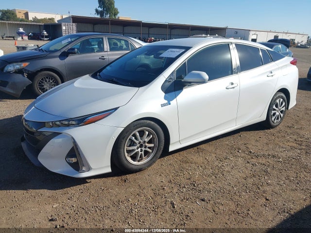 JTDKAMFP0M3183339 Toyota Prius Prime Limited