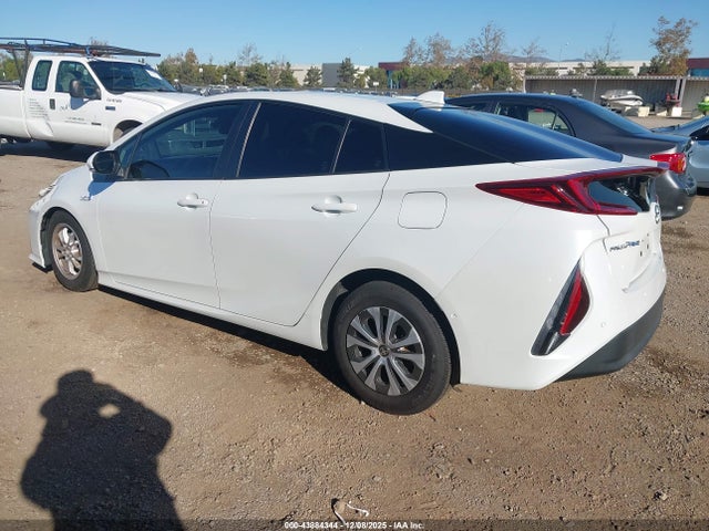 JTDKAMFP0M3183339 Toyota Prius Prime Limited