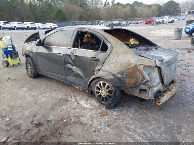 1G1JD5SB8L4111308 Chevrolet Sonic Fwd Lt