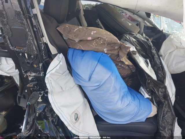 43884369 :رقم المزاد ، 5YJ3E1EA5JF039319 vin ، 2018 Tesla Model 3 مزاد بيع