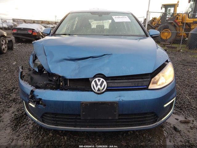 WVWKP7AU3GW911543 Volkswagen E-golf Se