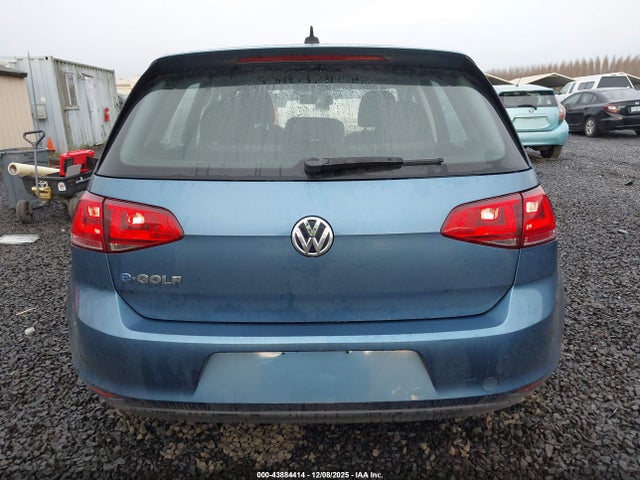 WVWKP7AU3GW911543 Volkswagen E-golf Se