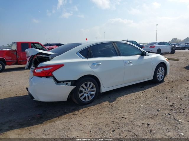 2016 NISSAN ALTIMA 1N4AL3AP7GC207461 Photo 3
