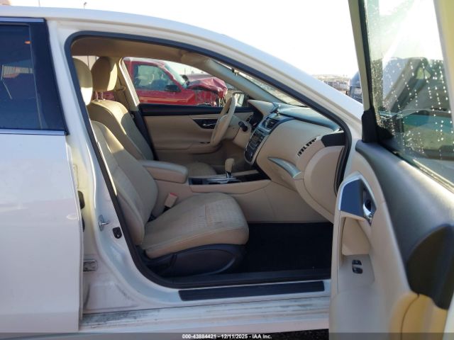 2016 NISSAN ALTIMA 1N4AL3AP7GC207461 Photo 4