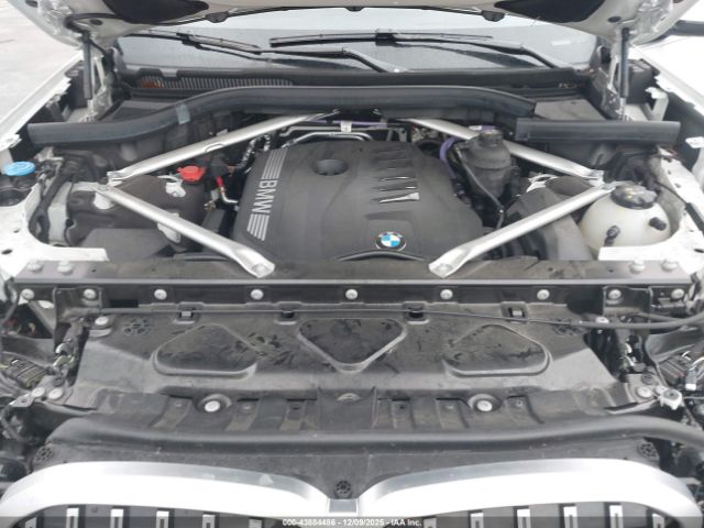 2025 BMW X7 5UX23EM0XS9Y18128 Photo 9