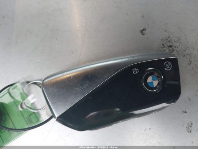 2025 BMW X7 5UX23EM0XS9Y18128 Photo 10