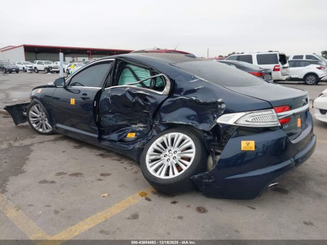 2012 JAGUAR XF SAJWA0HB1CLS43348 Photo 2