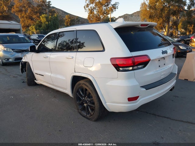 1C4RJEAG9JC512630 Jeep Grand Cherokee Altitude 4x2