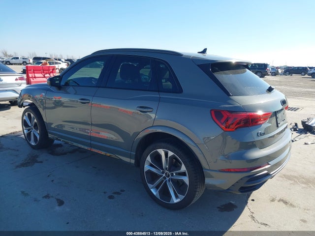 2021 AUDI Q3 WA1EECF3XM1022317 Photo 2