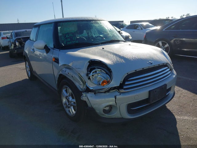 2013 MINI HARDTOP WMWSU3C55DT689668 Photo 0