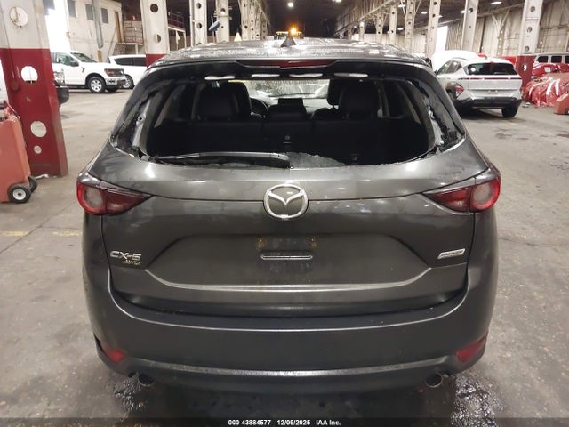 Mazda Cx-5 Touring 2018 JM3KFBCM7J1406152 Image 17