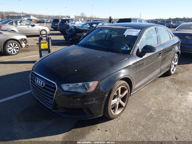 2015 AUDI A3 WAUBFGFF1F1072823 Photo 1
