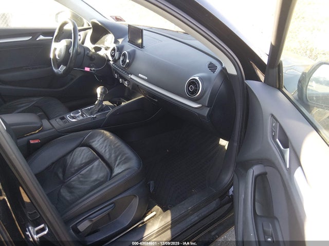 2015 AUDI A3 WAUBFGFF1F1072823 Photo 4