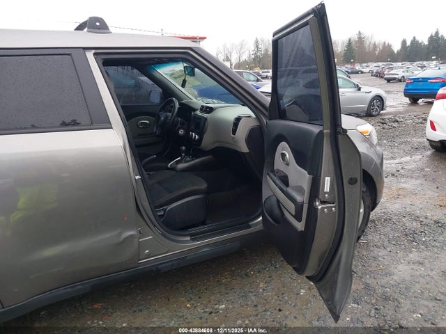 2015 KIA SOUL KNDJN2A25F7156553 Photo 4