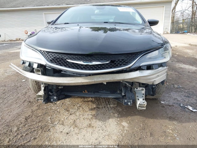 43884675 :رقم المزاد ، 1C3CCCAB7HN508345 vin ، 2017 Chrysler 200 Limited Platinum مزاد بيع