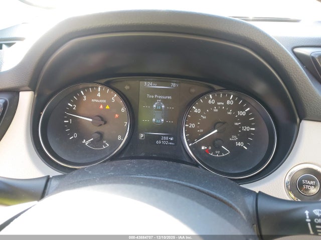 JN1BJ1CPXJW105148 Nissan ROGUE SPORT