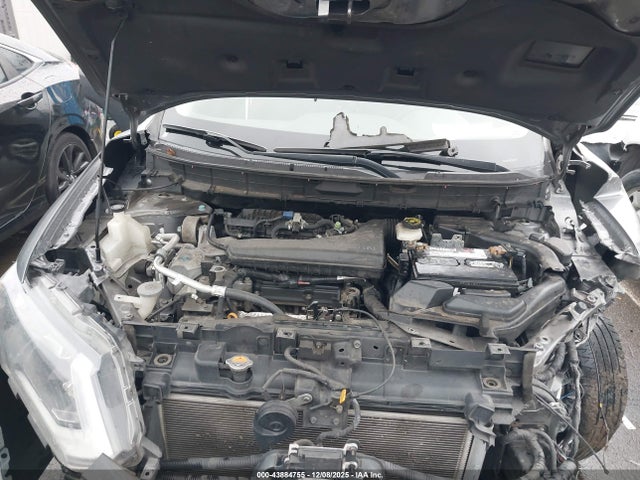 2018 Nissan Rogue Sv მანქანა იყიდება აუქციონზე, vin: KNMAT2MV1JP608308, აუქციონის ნომერი: 43884755