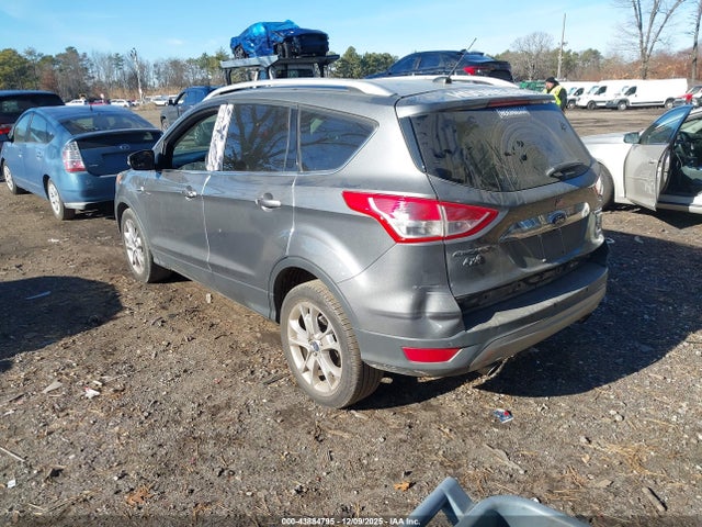 43884795 :رقم المزاد ، 1FMCU9J94EUD92740 vin ، 2014 Ford Escape Titanium مزاد بيع