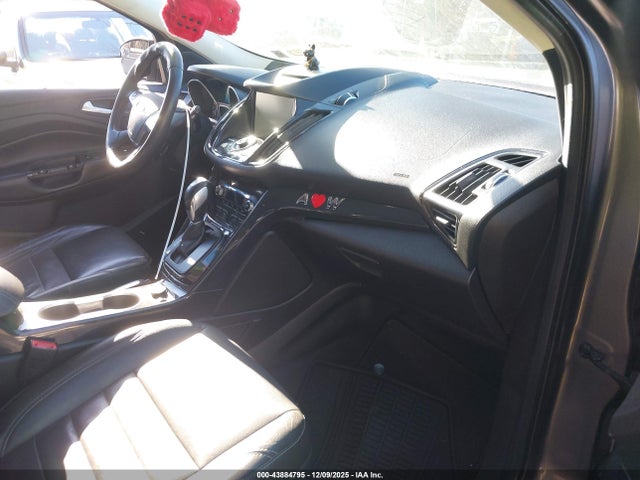 43884795 :رقم المزاد ، 1FMCU9J94EUD92740 vin ، 2014 Ford Escape Titanium مزاد بيع