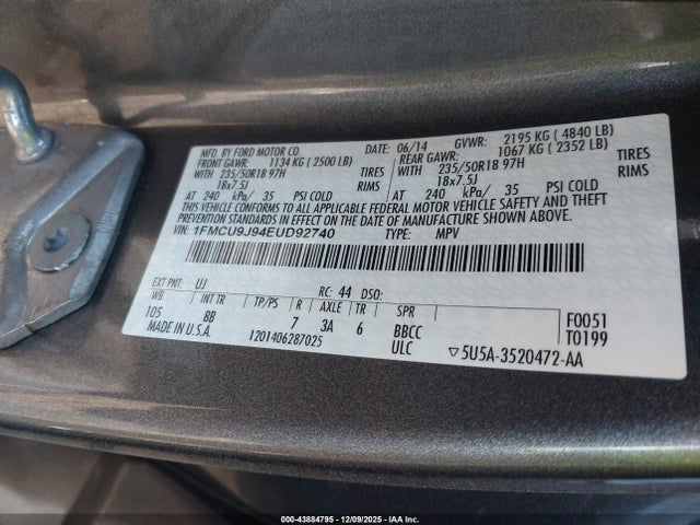 43884795 :رقم المزاد ، 1FMCU9J94EUD92740 vin ، 2014 Ford Escape Titanium مزاد بيع