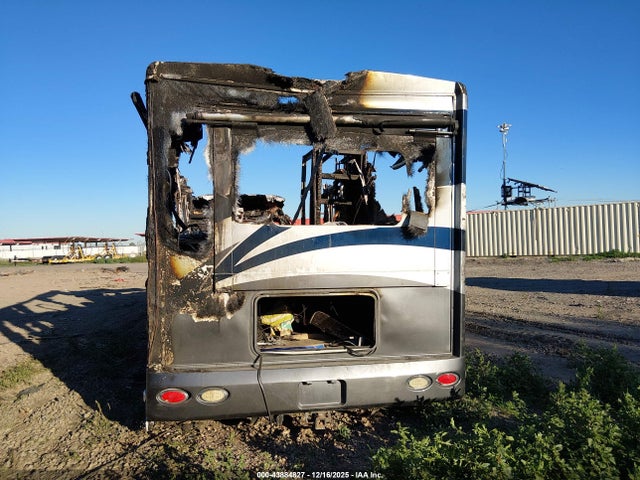 Ford E-450 Cutaway 2017 1FDXE4FS9HDC26909 Image 8