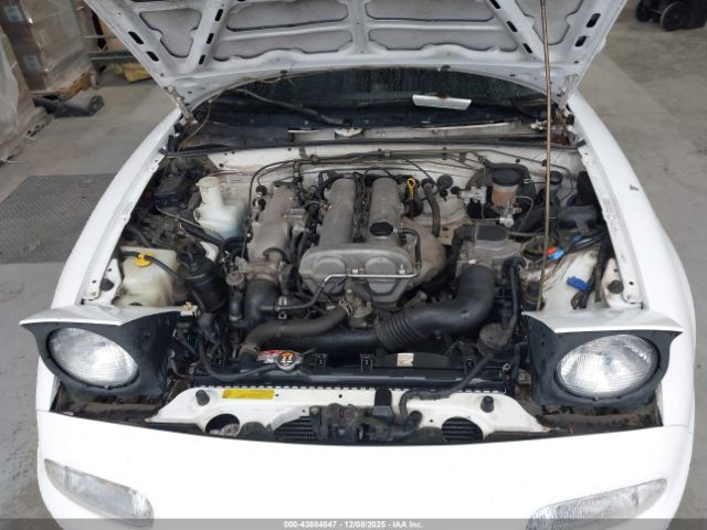 1992 MAZDA MX-5 MIATA JM1NA3516N0327841 Photo 9