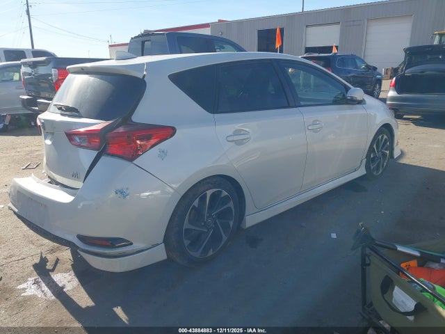 JTNKARJE0JJ564632 Toyota COROLLA IM