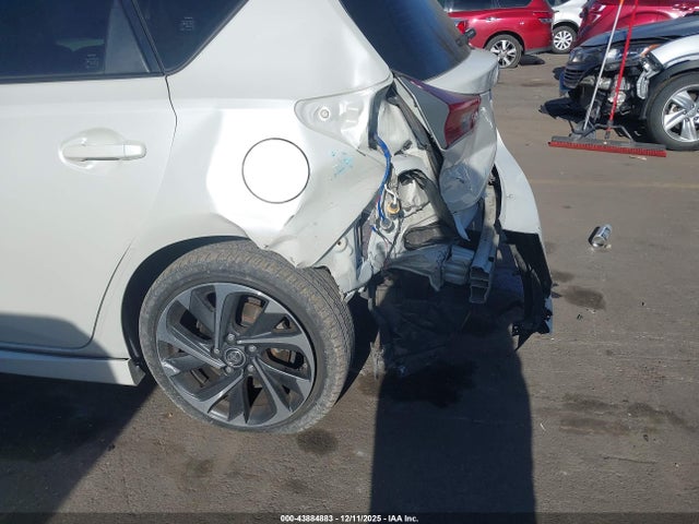 JTNKARJE0JJ564632 Toyota COROLLA IM
