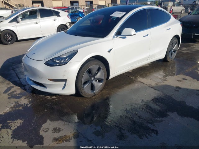 2019 TESLA MODEL 3 5YJ3E1EA1KF396949 Photo 1