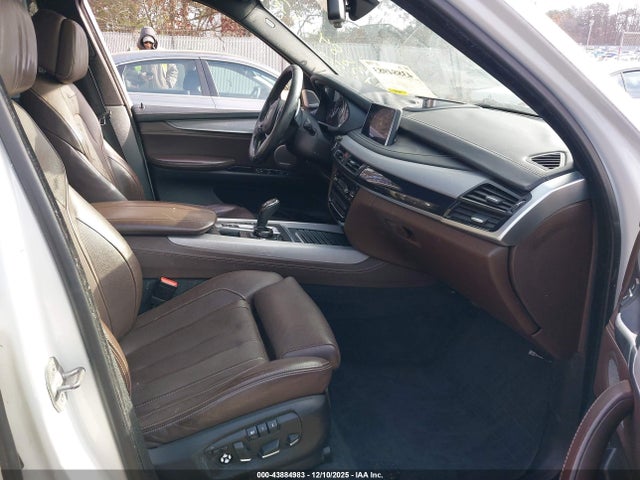 Продаж на аукціоні авто 2015 Bmw X5 Xdrive35d, vin: 5UXKS4C53F0J99022, номер лоту: 43884983