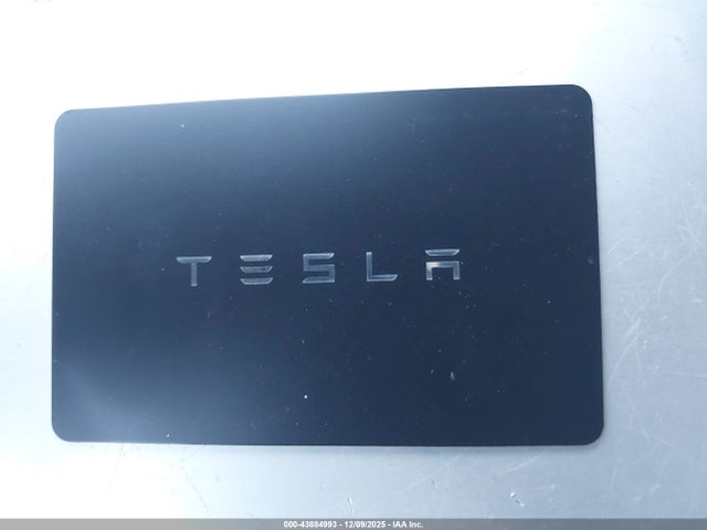 2024 TESLA MODEL Y 7SAYGAEE1RF088907 Photo 10
