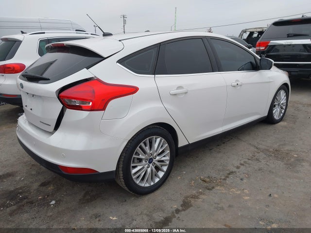 Ford Focus Titanium 2017 1FADP3N2XHL239192 Image 4
