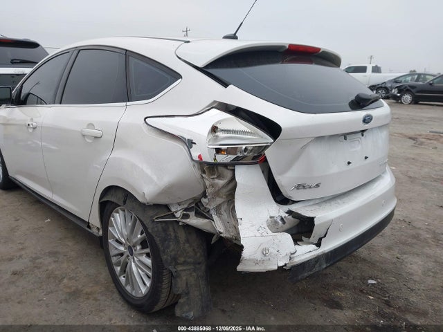 Ford Focus Titanium 2017 1FADP3N2XHL239192 Image 6