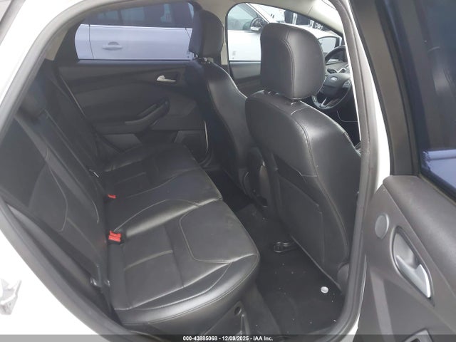 Ford Focus Titanium 2017 1FADP3N2XHL239192 Image 8