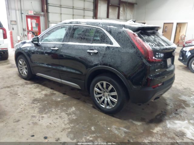 2021 CADILLAC XT4 1GYFZDR40MF035387 Photo 2