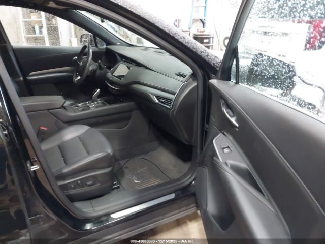 2021 CADILLAC XT4 1GYFZDR40MF035387 Photo 4