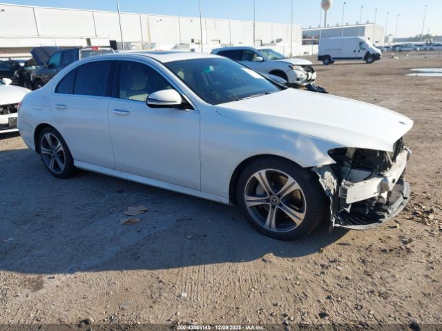 2017 MERCEDES-BENZ E 300 WDDZF4JBXHA272810