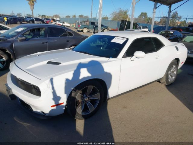 2018 DODGE CHALLENGER 2C3CDZAG8JH153132 Photo 1