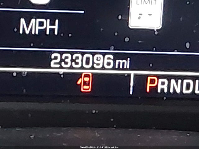 Chevrolet l83 - sidi: spark ignited direct injection, vvt: variable valve timing, afm, e85 max, alum 2018 1GNSCHKC6JR129774 Image 15