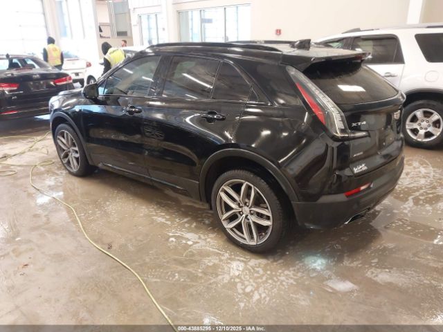 2019 CADILLAC XT4 1GYFZFR46KF167417 Photo 2