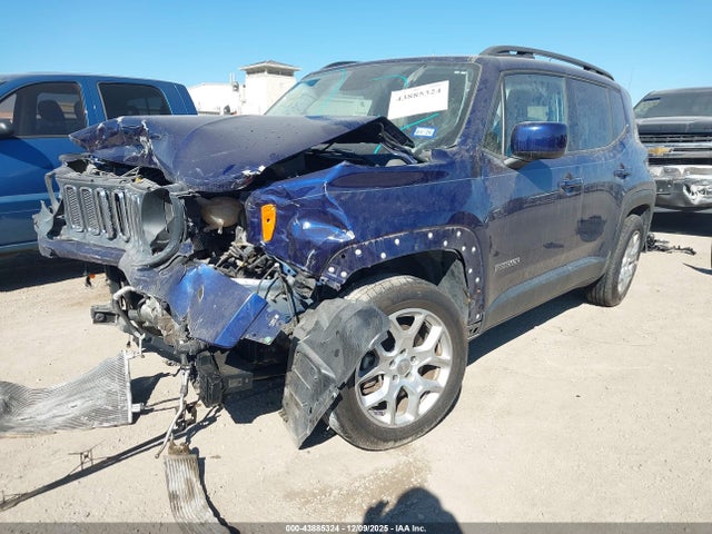 Jeep Renegade Latitude 2016 ZACCJABT2GPC95713 Image 2