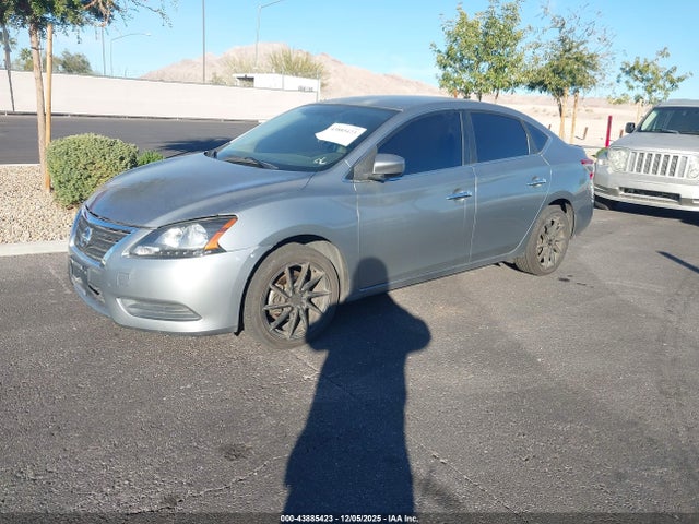 Nissan Sentra 2014 3N1AB7AP7EY224921 Image 2