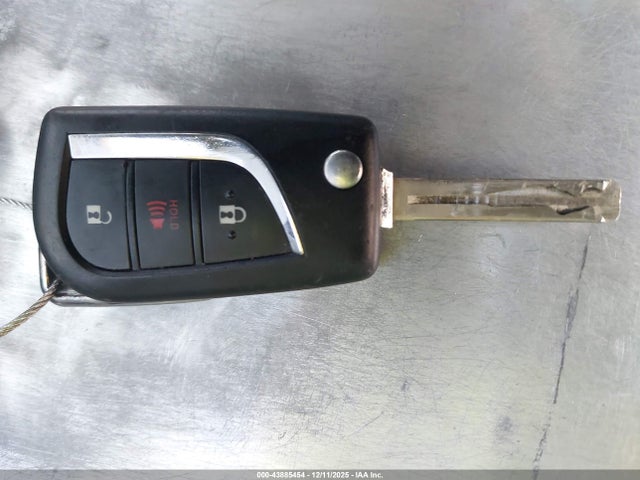 2019 TOYOTA RAV4 2T3H1RFV2KC001139 Photo 10