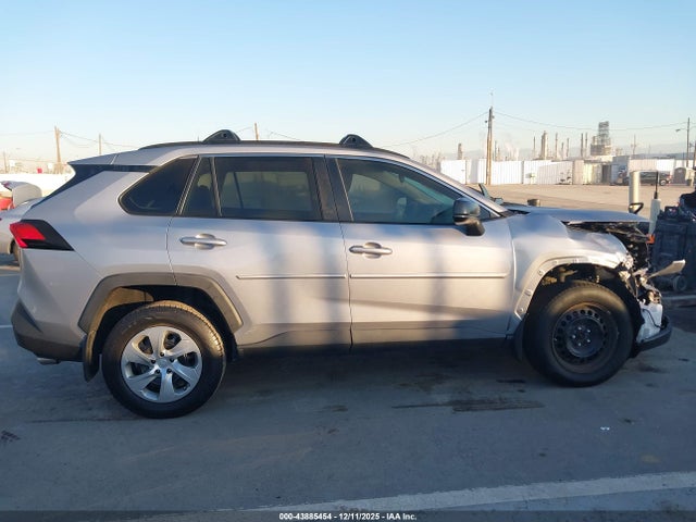 Toyota RAV4 LE 2019 2T3H1RFV2KC001139 Image 14