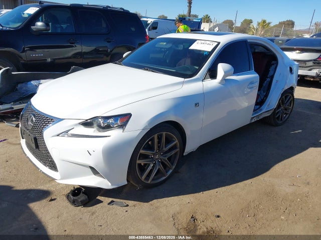 Lexus IS 250 2014 JTHBF1D26E5042657 Image 2