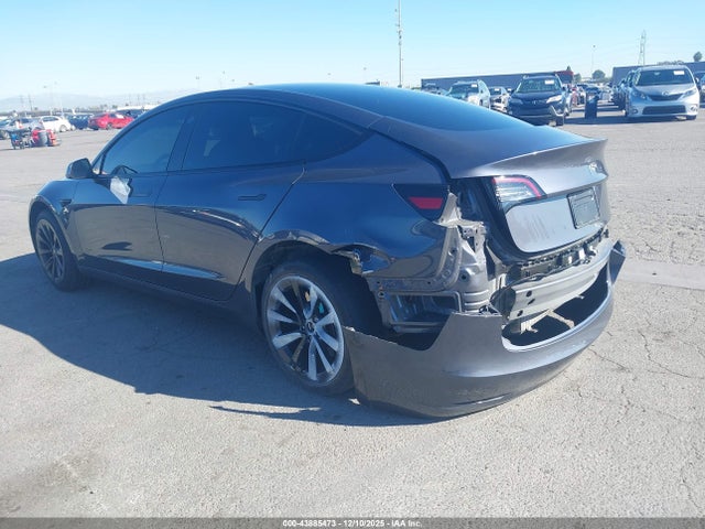 2023 TESLA MODEL 3 5YJ3E1EA5PF450387 Photo 2
