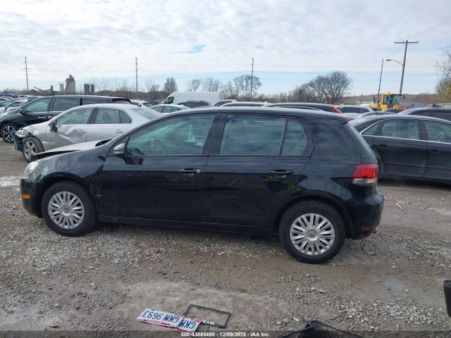 43885495 :رقم المزاد ، WVWDA7AJ6BW121629 vin ، 2011 Volkswagen Golf 2.5l 4-door مزاد بيع