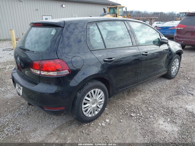 43885495 :رقم المزاد ، WVWDA7AJ6BW121629 vin ، 2011 Volkswagen Golf 2.5l 4-door مزاد بيع