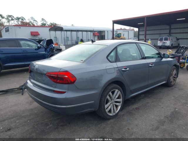 2019 VOLKSWAGEN PASSAT 1VWLA7A31KC006173 Photo 3