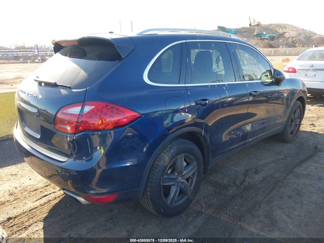 2011 PORSCHE CAYENNE WP1AA2A23BLA08302 Photo 3